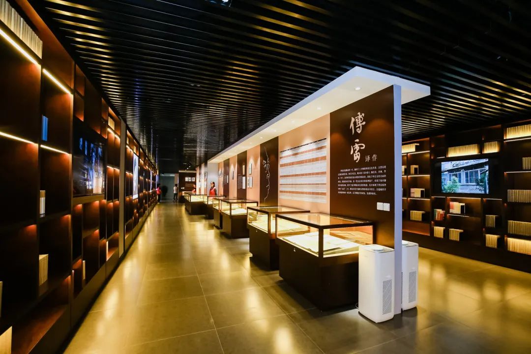 傅雷文獻館與上海軒轅展覽服務 專業展覽服務的融合與創新